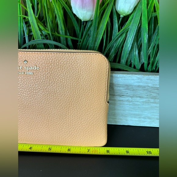 Kate Spade Pebbled Leather Large Wristlet Orange NWT